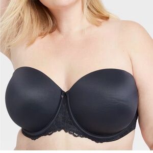 Auden Lightly Lined Strapless Bra